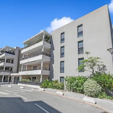 1 Bedroom - Splendid View & Pool - Happy דירה