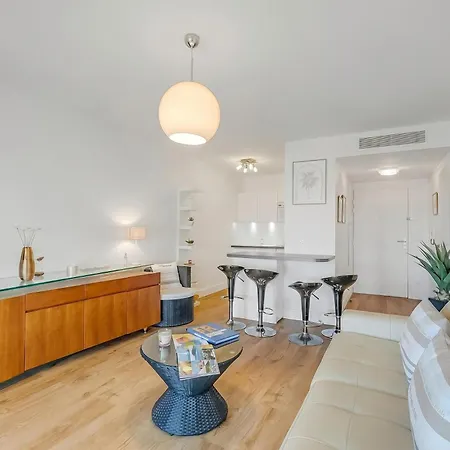 1 Bedroom - Splendid View & Pool - Happy * Saint-Raphaël